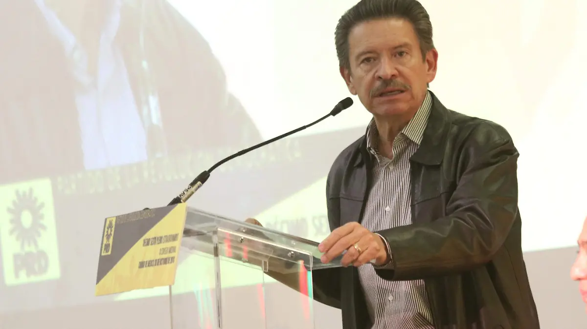 Carlos Navarrete